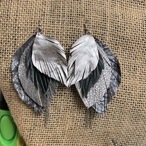 Leather earrings for trade